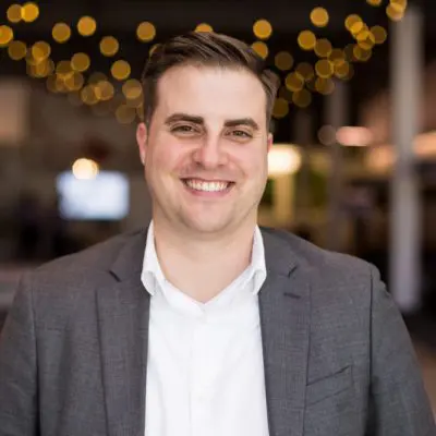 Team 32 Josh headshot 1